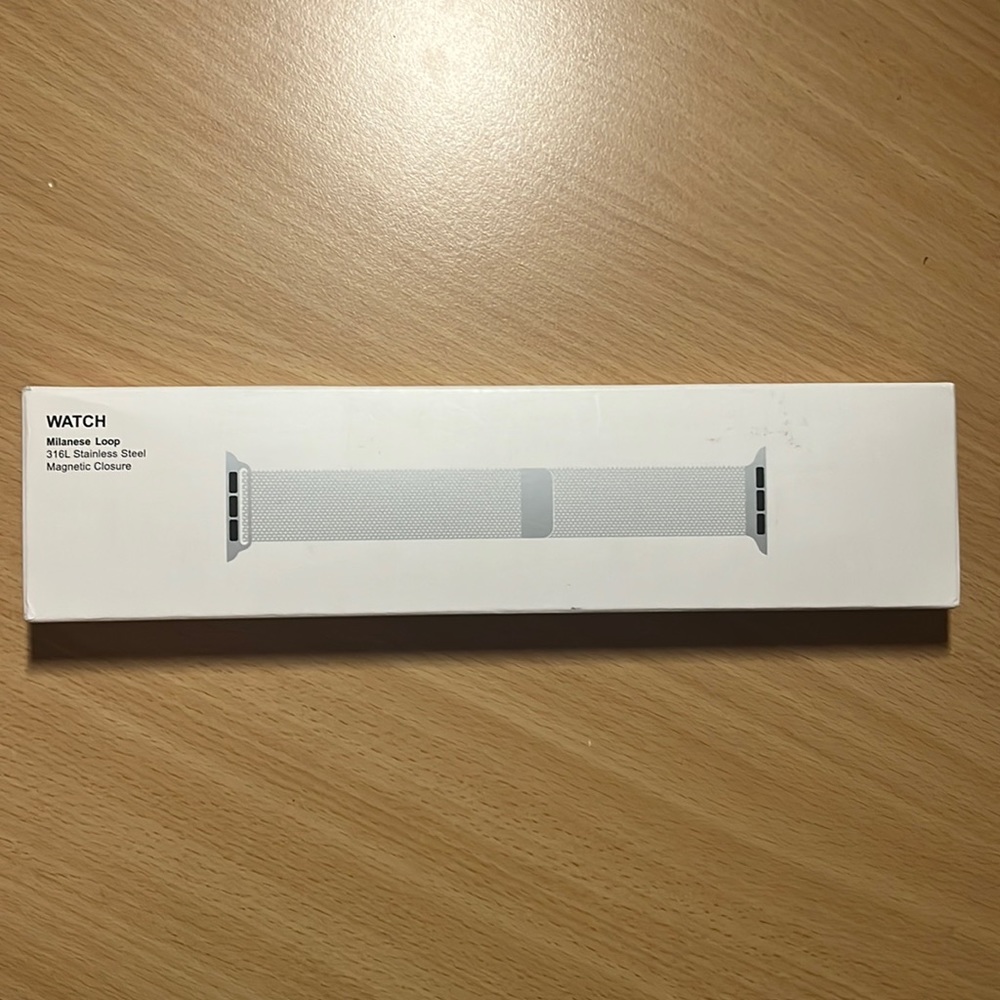 APPLE WATCH BAND